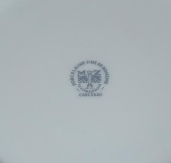 stara-polevkova-misa-terina-a-misa-na-salat-obili-klasy-kvety-mz-czechoslovakia-stara-role-porcelan