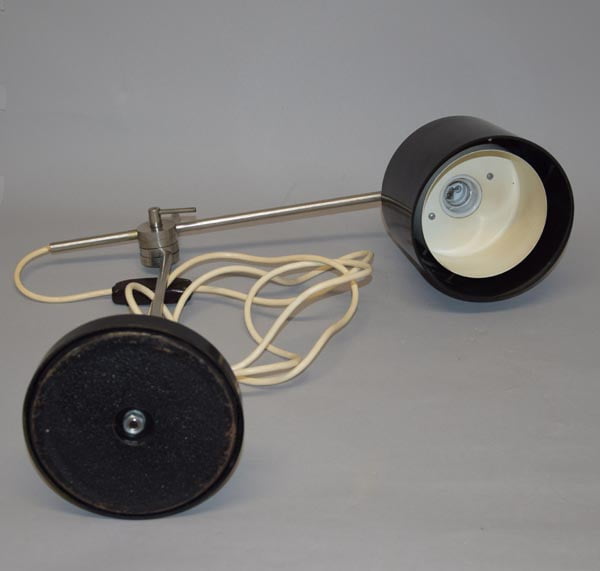 stara-stolni-lampa-elektrosvit-typ-1012-01-cerny-plast-retro-lampicka