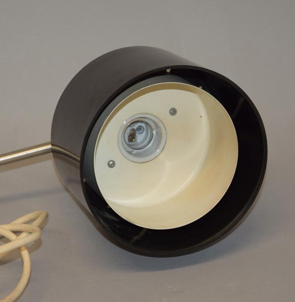 stara-stolni-lampa-elektrosvit-typ-1012-01-cerny-plast-retro-lampicka