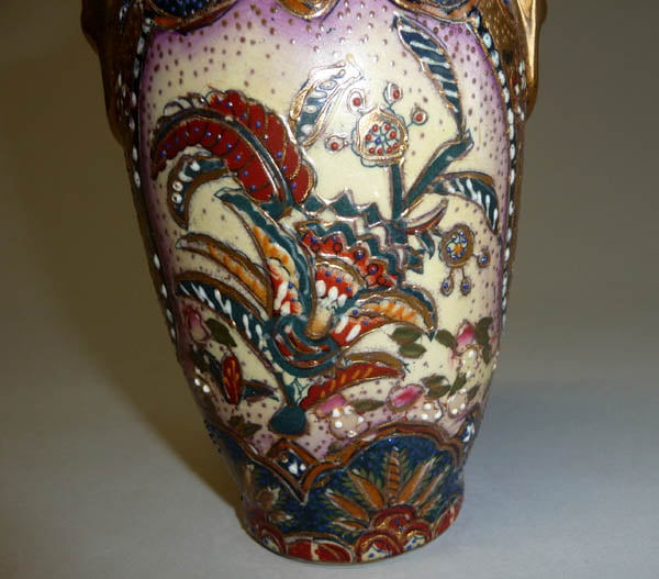 starozitna-vaza-vazicka-cina-porcelan-floralni-motiv