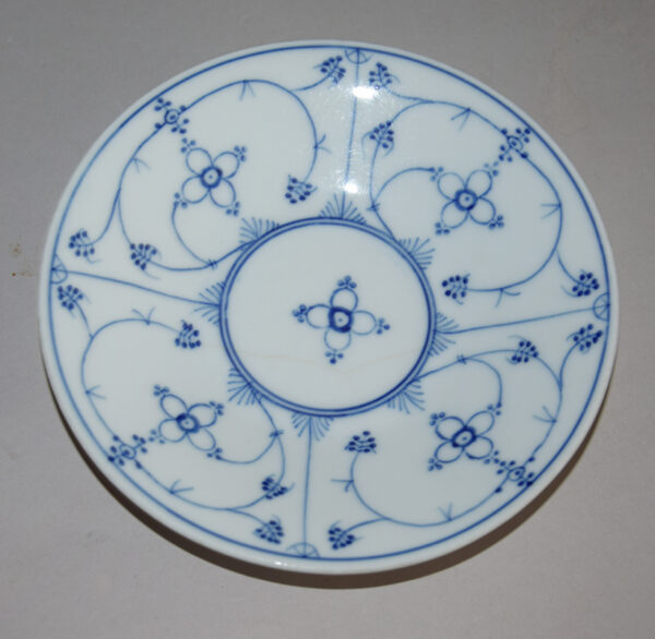 starozitny-salek-s-podsalkem-modry-dekor-ravenstein-porcelan-1.jpg