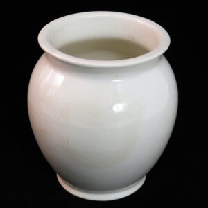 starozitny hrnec bila glazovana keramika 3 l