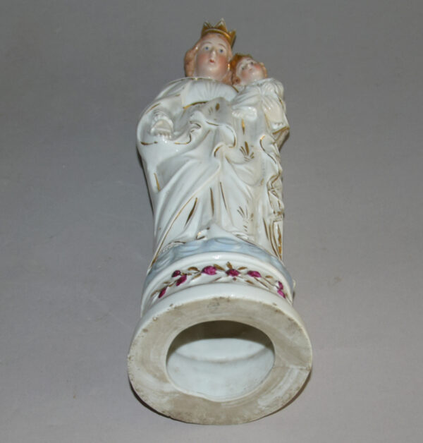 starozitna-soska-panna-marie-s-ditetem-v-naruci-porcelan-vinove-kvety-1.jpg