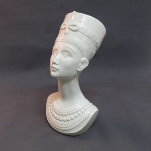 design socha keramika kralovna nefertiti bassano italy